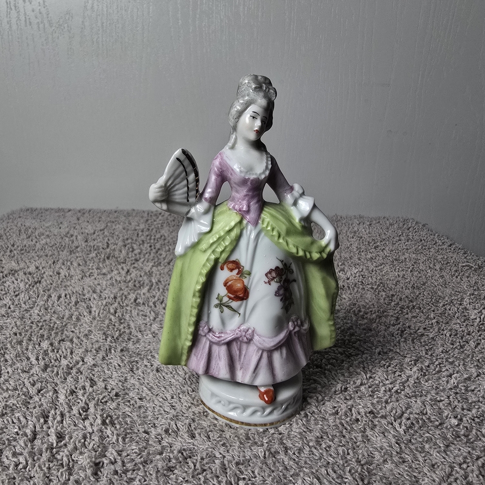 Antique Eranst Bohne Victorian Lady With Fan
